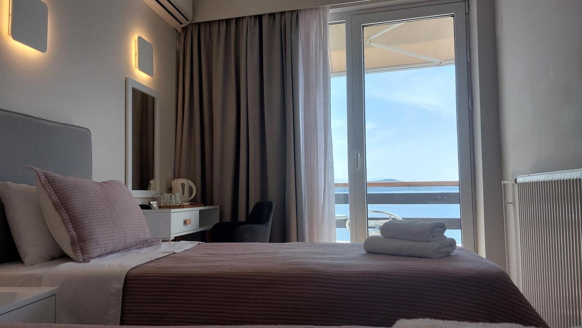 Hotel Avra Превеза Экстерьер фото