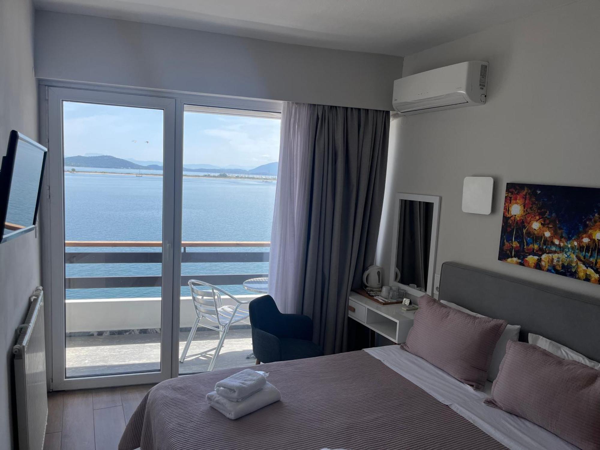 Hotel Avra Превеза Экстерьер фото